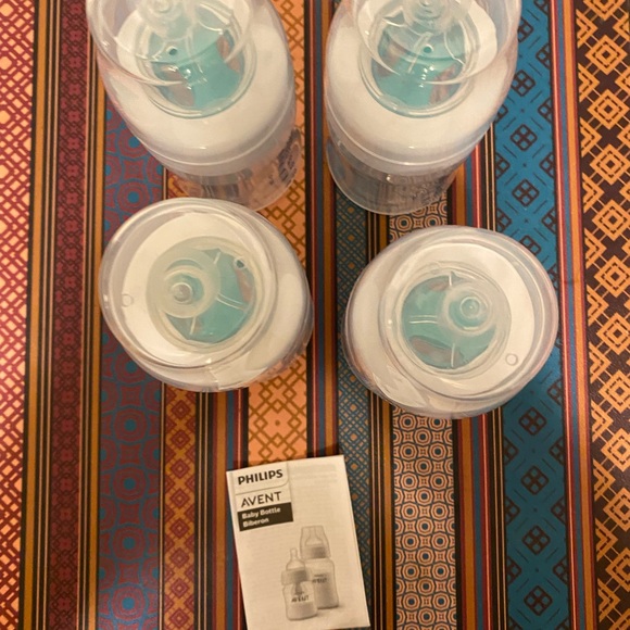 Philips AVENT 4 4oz baby bottles - Picture 2 of 2